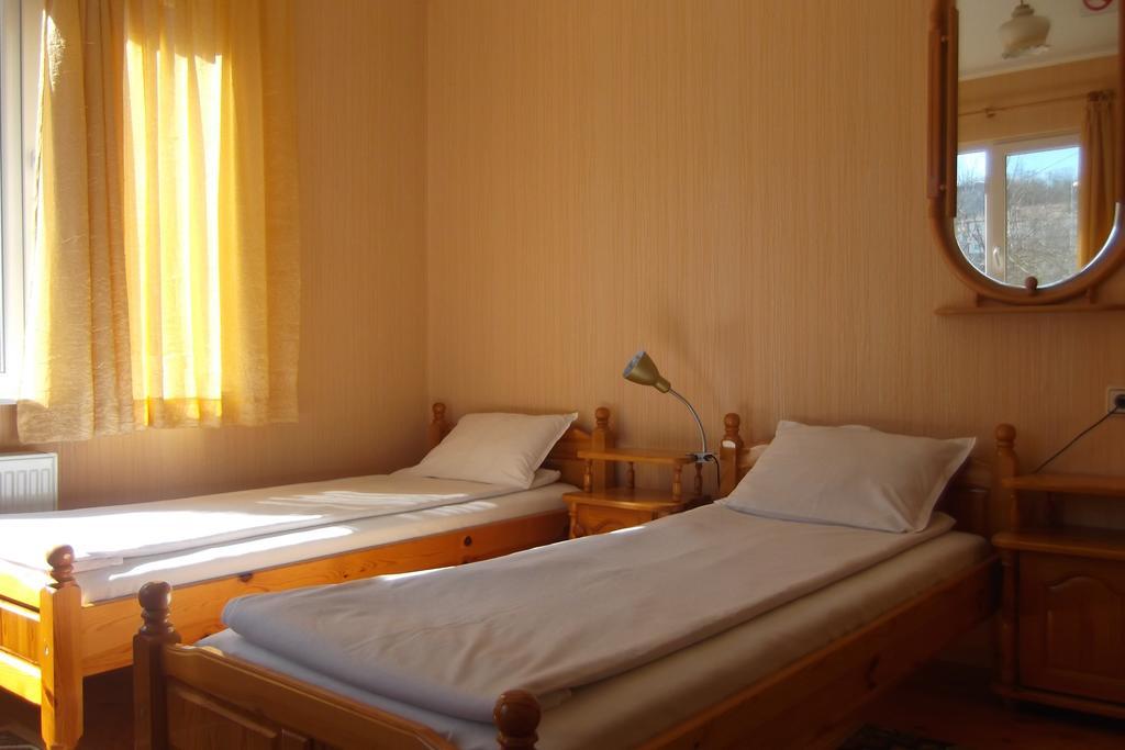 Borova House Hotel Tryavna Bilik gambar
