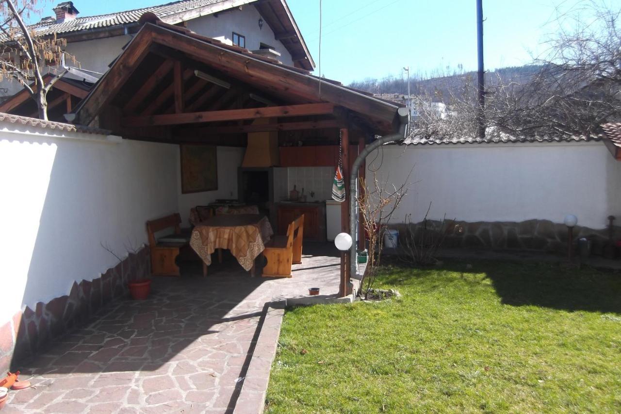 Borova House Hotel Tryavna Luaran gambar